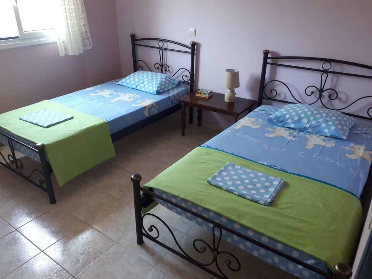 Mina Apartments Захаро Екстериор снимка