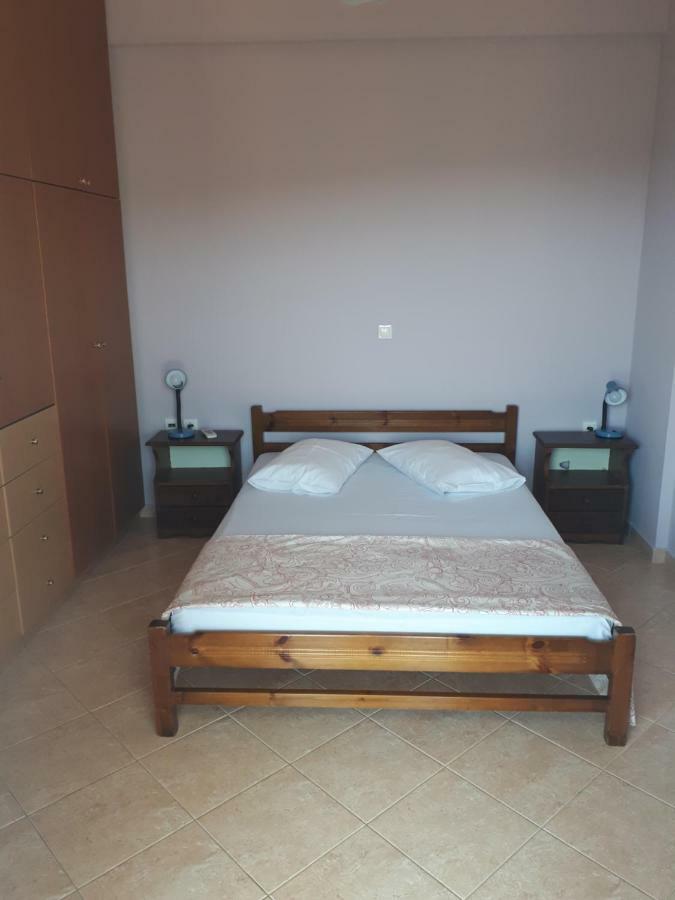 Mina Apartments Захаро Екстериор снимка