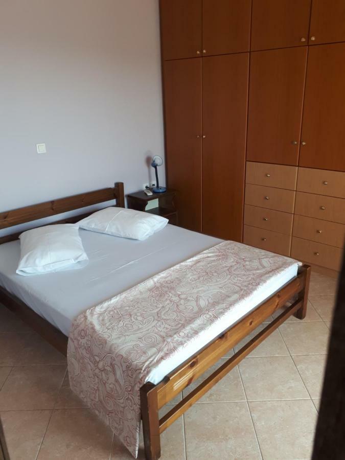 Mina Apartments Захаро Екстериор снимка