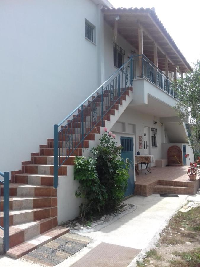 Mina Apartments Захаро Екстериор снимка